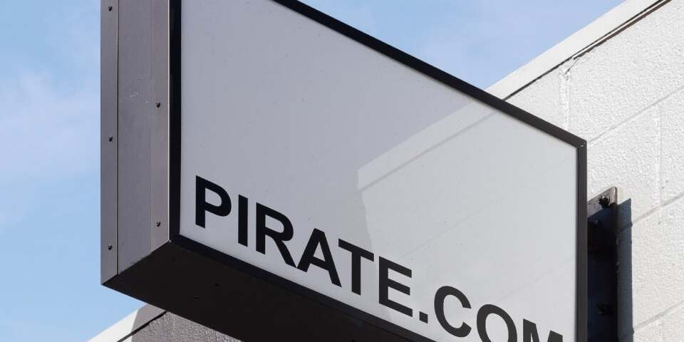 Pirate studios